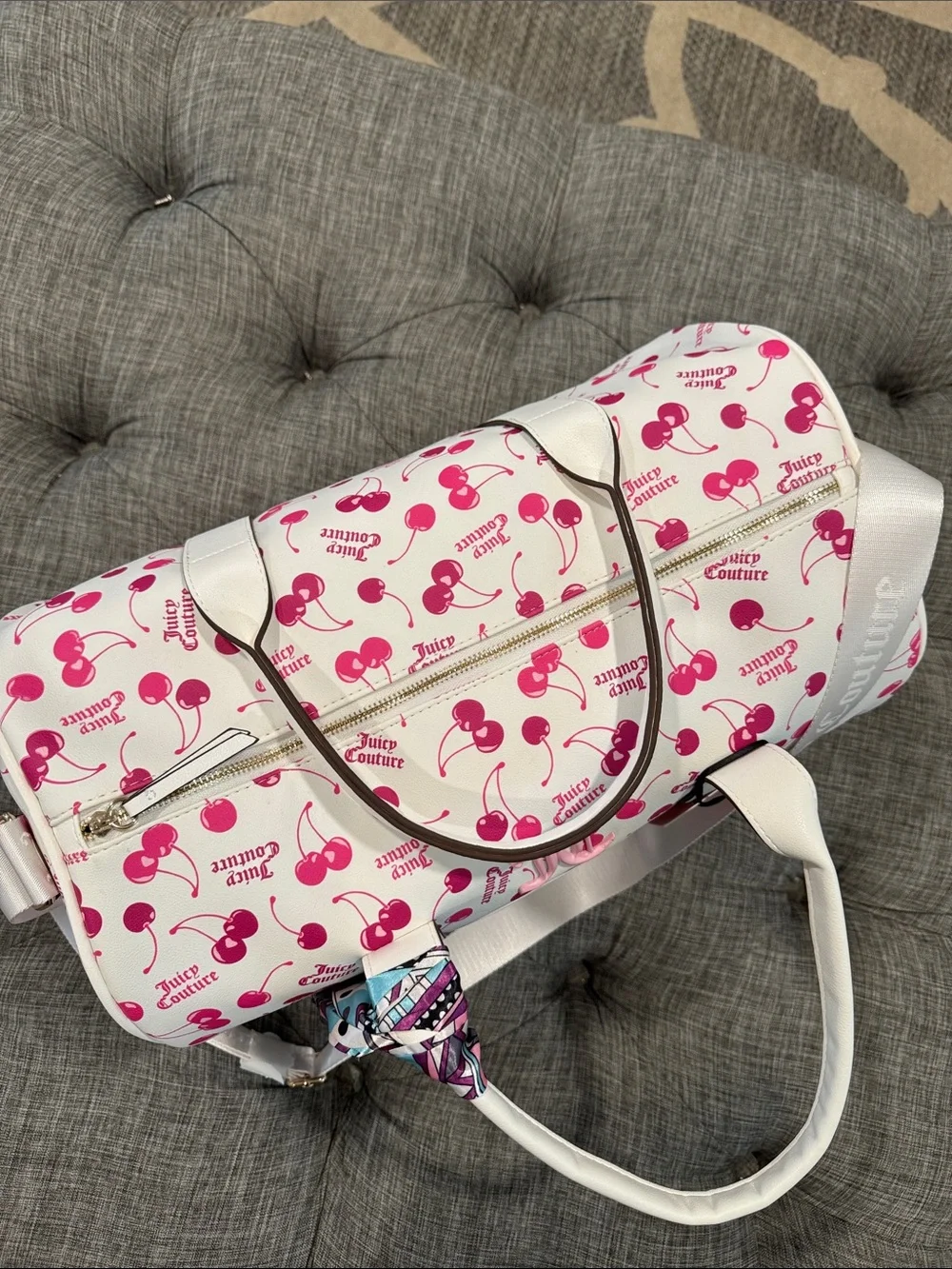 Juicy Couture Y2K Bag Pink Cherry On Top Logo Weekender Travel Duffle Bag NWT - Picture 11 of 17